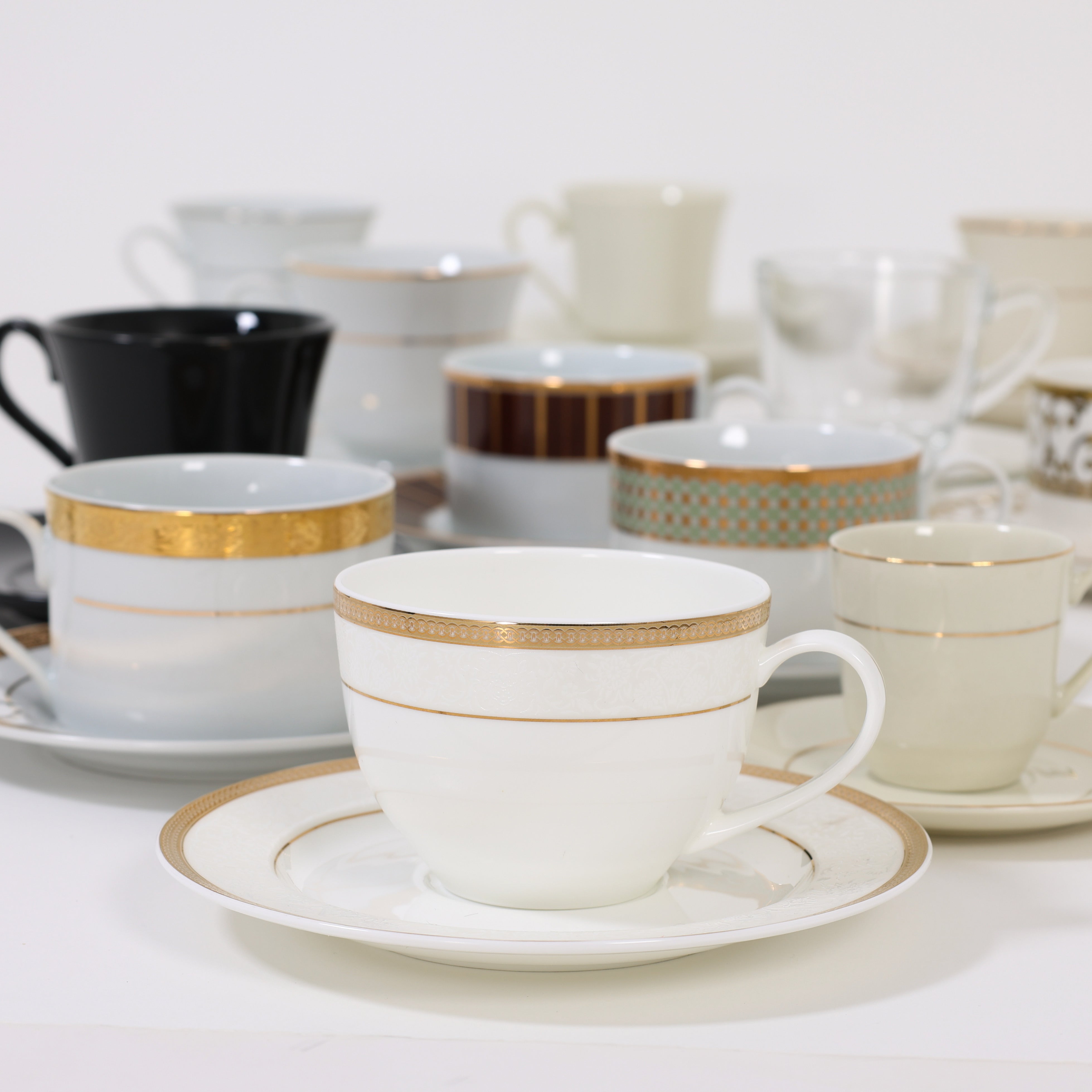 Cups & Saucers