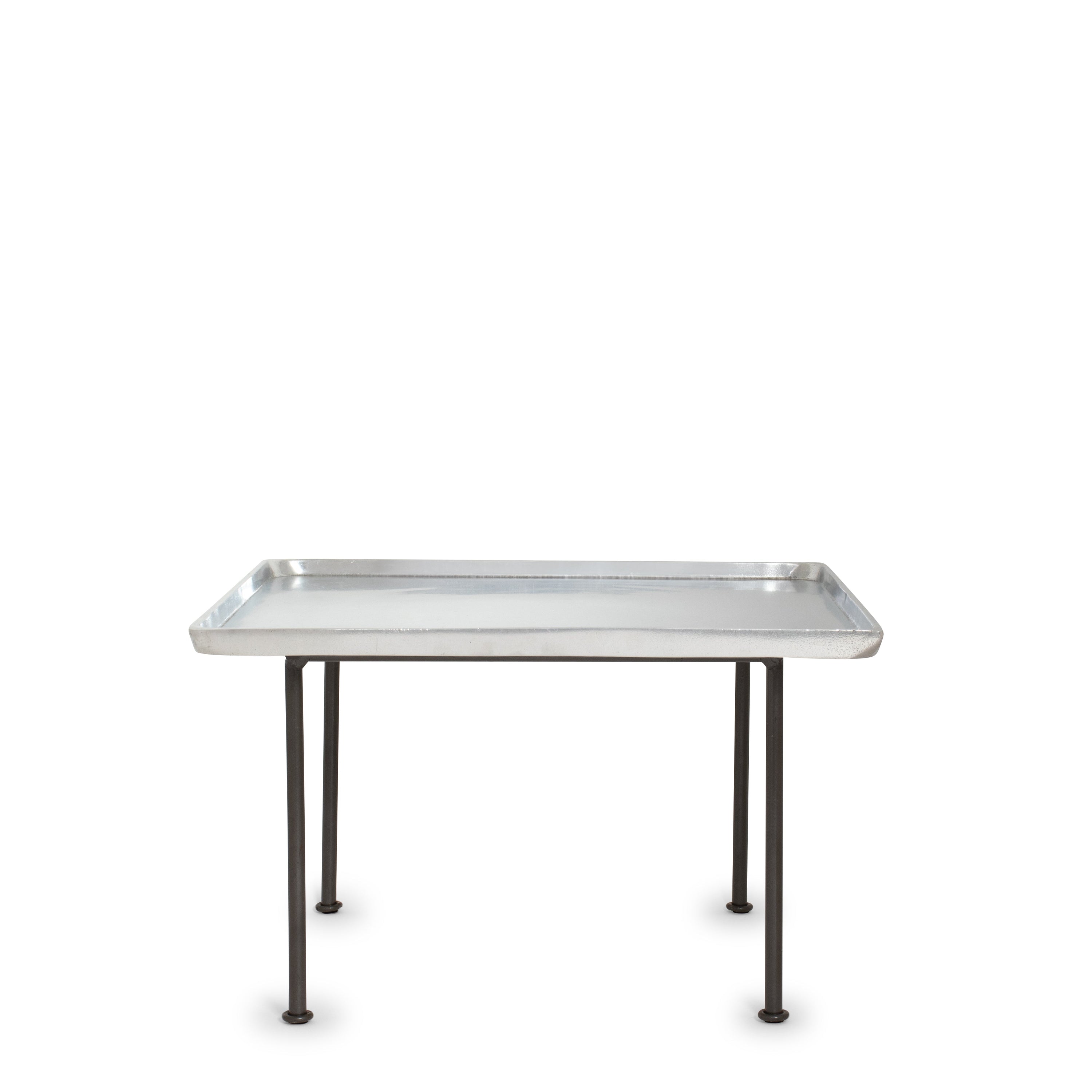 Mod Regal Square Stand