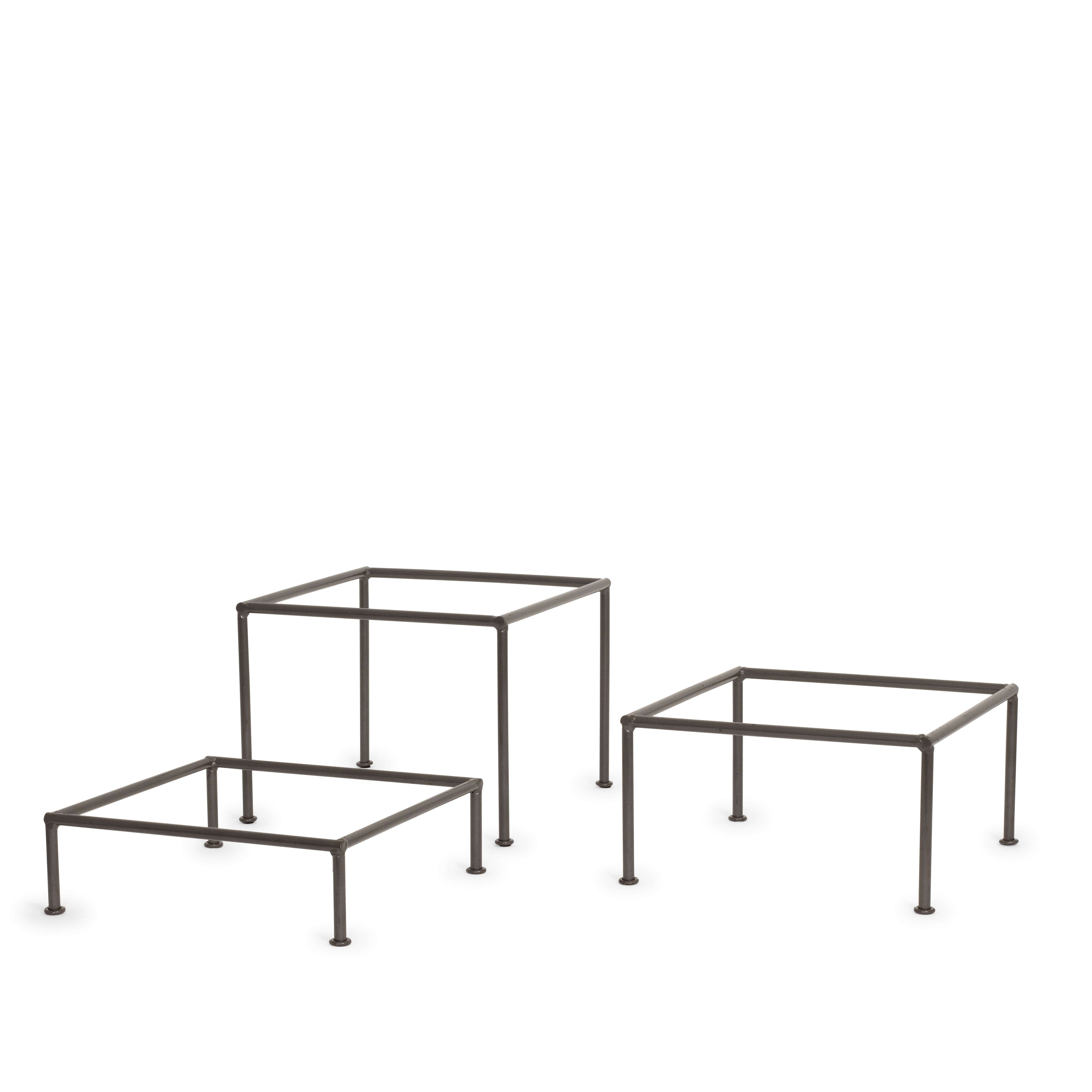 Mod Regal Square Stand