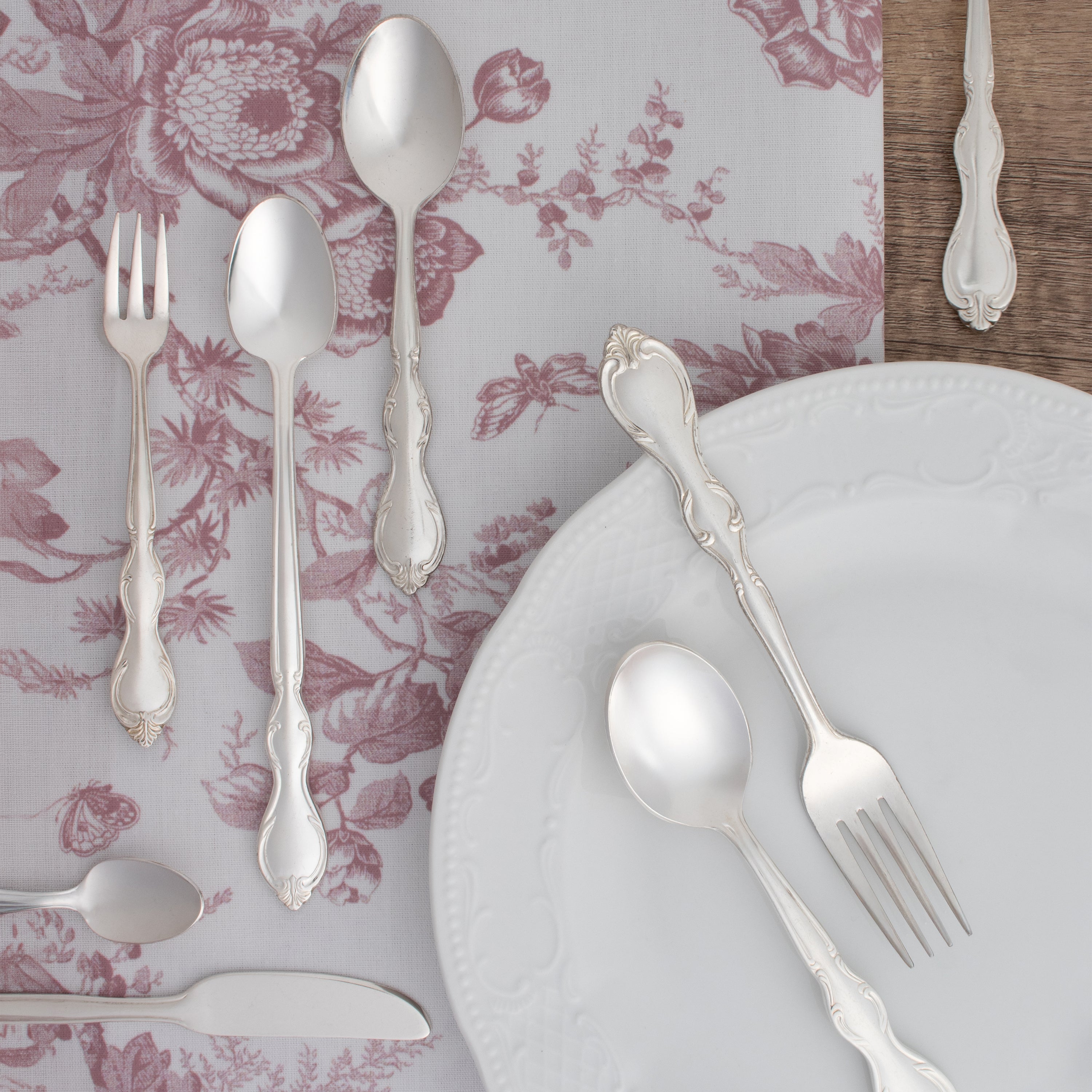 Rochelle Flatware